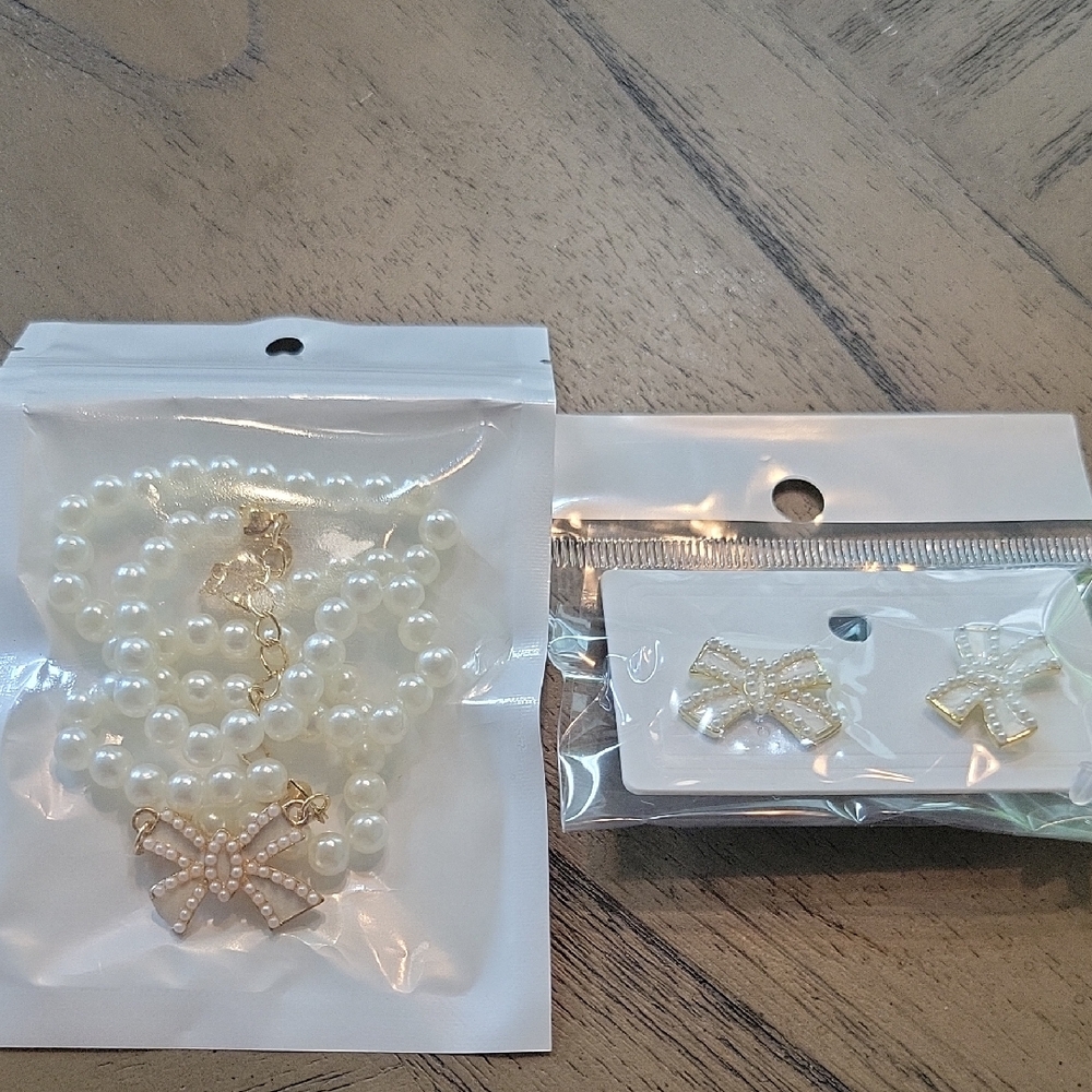 Elegant Pearl Bow Jewelry Set